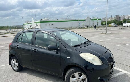 Toyota Yaris III рестайлинг, 2008 год, 595 000 рублей, 10 фотография