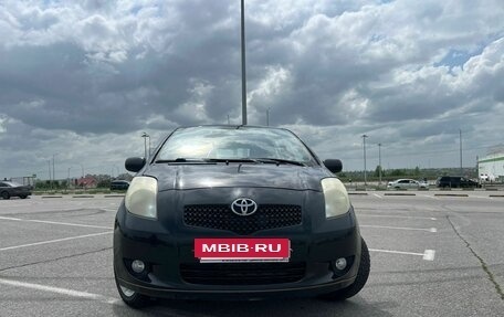 Toyota Yaris III рестайлинг, 2008 год, 595 000 рублей, 6 фотография