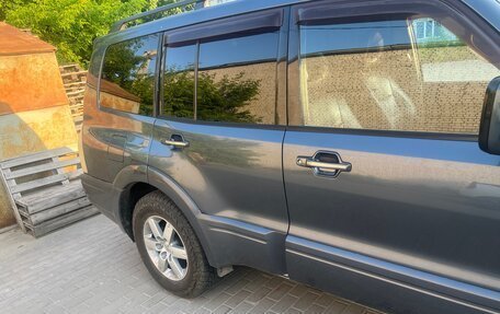 Mitsubishi Pajero III рестайлинг, 2006 год, 1 400 000 рублей, 4 фотография