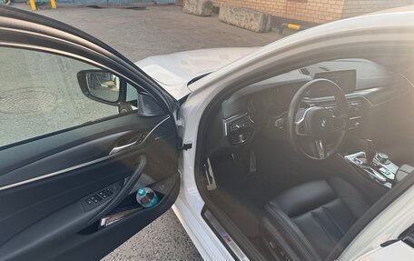 BMW 5 серия, 2020 год, 3 999 000 рублей, 15 фотография