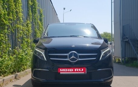 Mercedes-Benz V-Класс, 2020 год, 9 990 000 рублей, 3 фотография
