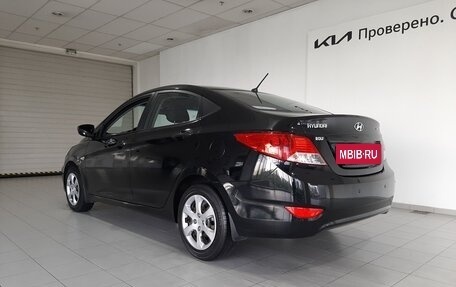 Hyundai Solaris II рестайлинг, 2011 год, 750 000 рублей, 3 фотография