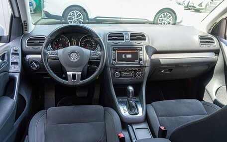 Volkswagen Golf VI, 2011 год, 1 270 000 рублей, 6 фотография