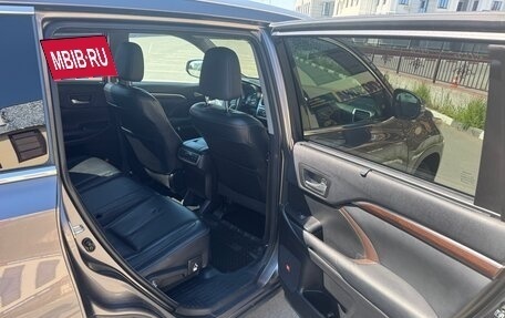 Toyota Highlander III, 2014 год, 3 360 000 рублей, 6 фотография