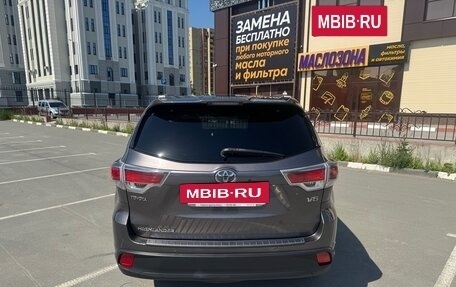 Toyota Highlander III, 2014 год, 3 360 000 рублей, 3 фотография