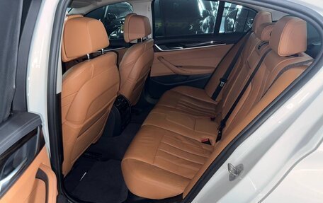 BMW 5 серия, 2022 год, 4 450 000 рублей, 13 фотография