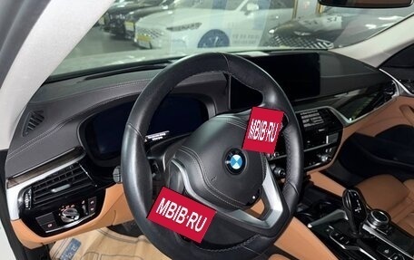 BMW 5 серия, 2022 год, 4 450 000 рублей, 11 фотография