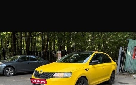 Skoda Rapid I, 2017 год, 767 000 рублей, 2 фотография
