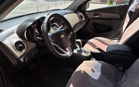 Chevrolet Cruze II, 2011 год, 600 000 рублей, 3 фотография