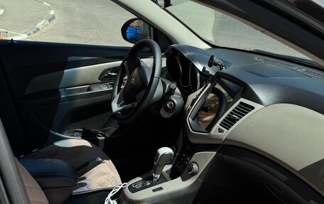 Chevrolet Cruze II, 2011 год, 600 000 рублей, 14 фотография