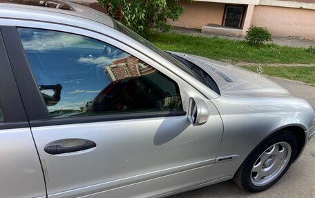 Mercedes-Benz C-Класс, 2002 год, 550 000 рублей, 4 фотография