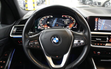 BMW 3 серия, 2019 год, 2 890 000 рублей, 13 фотография