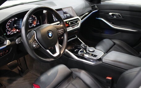 BMW 3 серия, 2019 год, 2 890 000 рублей, 11 фотография