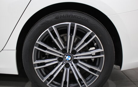BMW 3 серия, 2019 год, 2 890 000 рублей, 36 фотография