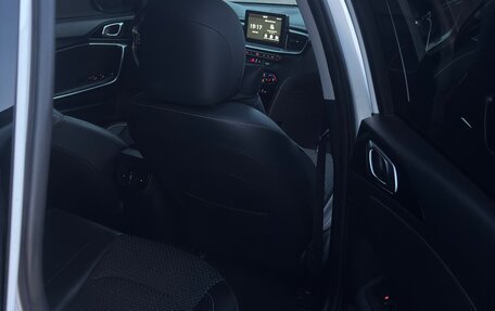 KIA cee'd III, 2018 год, 2 050 000 рублей, 17 фотография