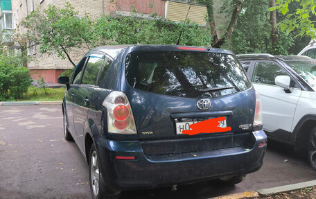 Toyota Corolla Verso I, 2005 год, 750 000 рублей, 3 фотография