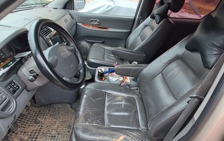 KIA Carnival III, 2003 год, 350 000 рублей, 5 фотография