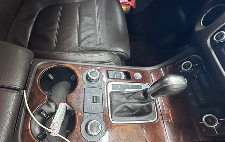 Volkswagen Touareg III, 2014 год, 2 800 000 рублей, 13 фотография