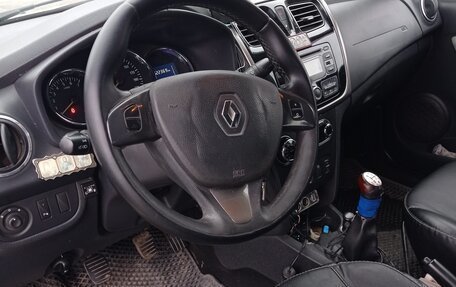 Renault Logan II, 2014 год, 400 000 рублей, 5 фотография