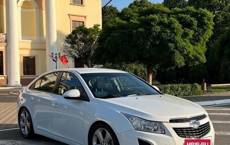Chevrolet Cruze II, 2014 год, 1 199 000 рублей, 2 фотография