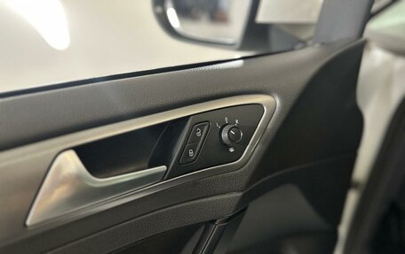Volkswagen Golf VII, 2013 год, 940 000 рублей, 18 фотография