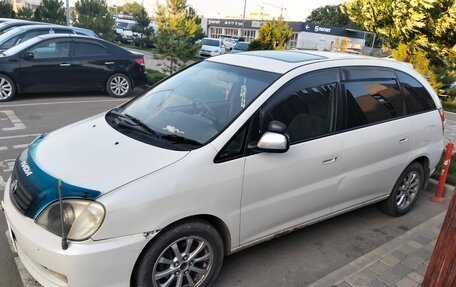 Toyota Nadia, 2001 год, 500 000 рублей, 3 фотография