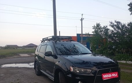 Mitsubishi Outlander III рестайлинг 3, 2011 год, 980 000 рублей, 3 фотография