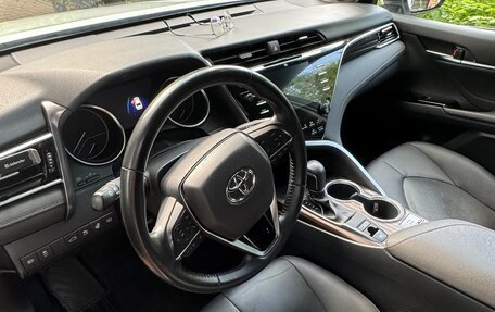 Toyota Camry, 2018 год, 2 950 000 рублей, 4 фотография
