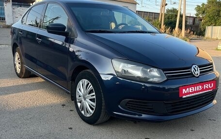 Volkswagen Polo VI (EU Market), 2013 год, 875 000 рублей, 2 фотография
