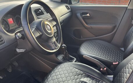 Volkswagen Polo VI (EU Market), 2013 год, 875 000 рублей, 10 фотография