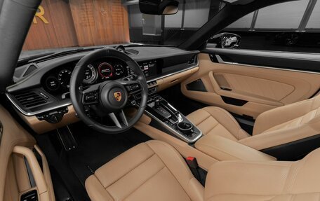 Porsche 911, 2021 год, 27 500 000 рублей, 15 фотография