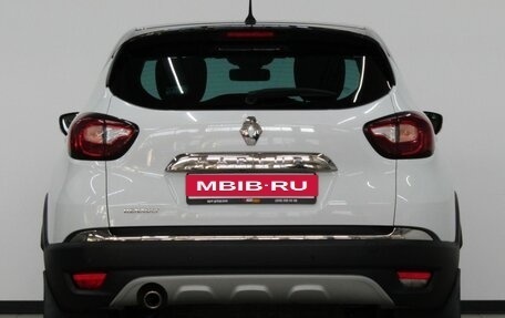 Renault Kaptur I рестайлинг, 2017 год, 1 302 000 рублей, 4 фотография