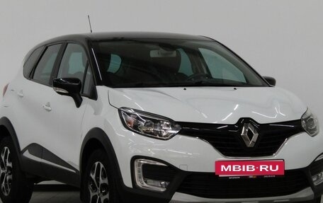 Renault Kaptur I рестайлинг, 2017 год, 1 302 000 рублей, 8 фотография