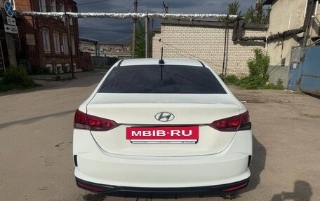 Hyundai Solaris II рестайлинг, 2020 год, 1 100 000 рублей, 5 фотография