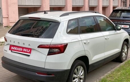 Skoda Karoq I, 2020 год, 2 400 000 рублей, 3 фотография