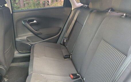 Volkswagen Polo VI (EU Market), 2013 год, 950 000 рублей, 15 фотография
