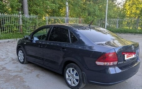Volkswagen Polo VI (EU Market), 2013 год, 950 000 рублей, 4 фотография