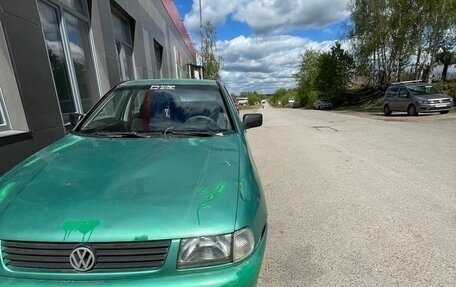 Volkswagen Polo III рестайлинг, 1997 год, 85 000 рублей, 2 фотография