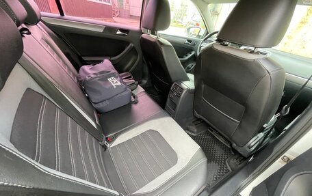 Volkswagen Jetta VI, 2012 год, 1 200 000 рублей, 10 фотография