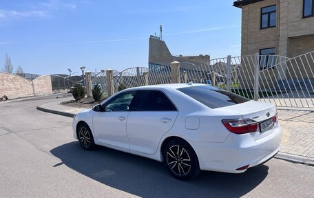 Toyota Camry, 2017 год, 2 100 000 рублей, 3 фотография