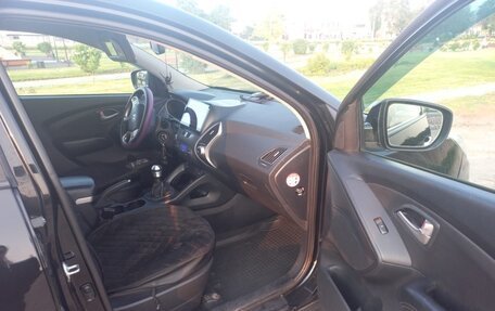 Hyundai ix35 I рестайлинг, 2012 год, 1 150 000 рублей, 10 фотография