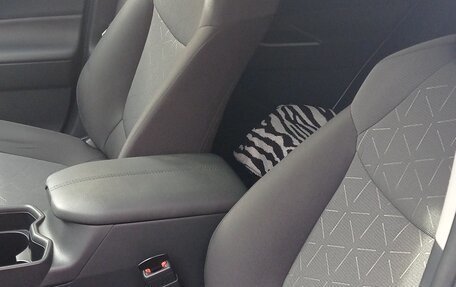 Toyota RAV4, 2019 год, 3 199 000 рублей, 6 фотография