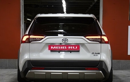 Toyota RAV4, 2023 год, 3 749 000 рублей, 6 фотография
