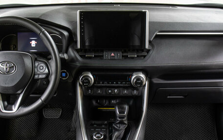 Toyota RAV4, 2023 год, 3 749 000 рублей, 14 фотография