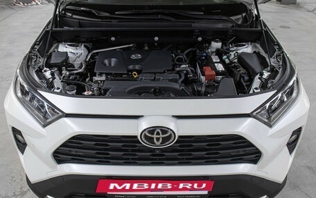 Toyota RAV4, 2023 год, 3 749 000 рублей, 9 фотография