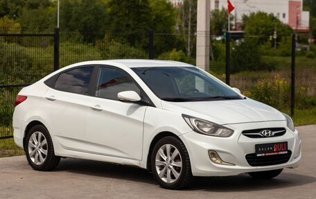 Hyundai Solaris II рестайлинг, 2011 год, 530 000 рублей, 3 фотография