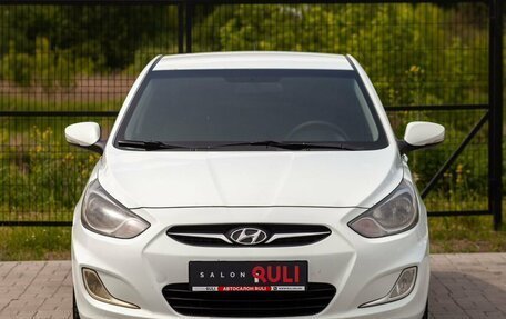 Hyundai Solaris II рестайлинг, 2011 год, 530 000 рублей, 2 фотография