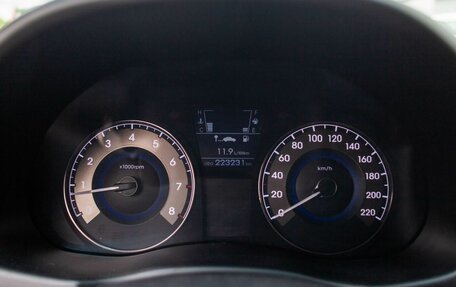 Hyundai Solaris II рестайлинг, 2011 год, 530 000 рублей, 22 фотография