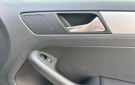 Volkswagen Jetta VI, 2012 год, 1 150 000 рублей, 22 фотография