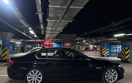BMW 5 серия, 2013 год, 1 800 000 рублей, 2 фотография